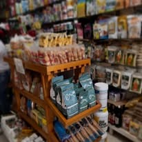 Exhibición de Café Morales en puntos comerciales